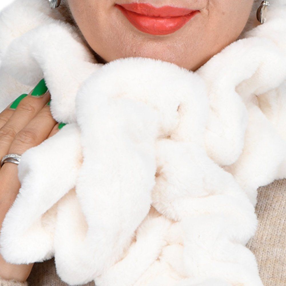 White Faux Fur Polyester Scarf